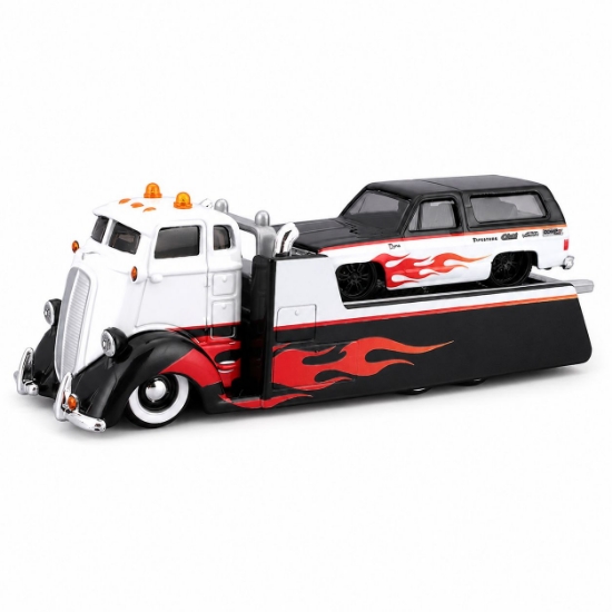 Imagine MAISTO DESIGN ELITE TRANSPORT SET CAMION CU RAMPA COE FLATBED SI MASINUTA CHEVROLET K5 BLAZER 1979 SCARA 1 LA 64