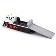 Imagine MAISTO DESIGN ELITE TRANSPORT SET CAMION CU RAMPA COE FLATBED SI MASINUTA CHEVROLET K5 BLAZER 1979 SCARA 1 LA 64