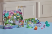 Imagine GABBYS DOLLHOUSE FAIRYLANDIA SET DE JOACA BAIA MAGICA A PISICII MERCAT CU FIGURINE SI ACCESORII