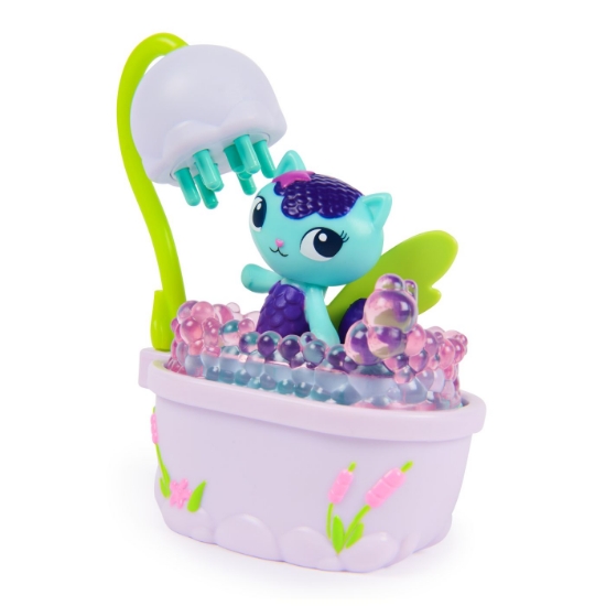 Imagine GABBYS DOLLHOUSE FAIRYLANDIA SET DE JOACA BAIA MAGICA A PISICII MERCAT CU FIGURINE SI ACCESORII