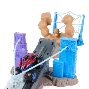 Imagine MONSTER JAM MARVEL SET UIMITORUL SPIDER MAN BATALIA DIN ORASUL OMULUI NISIP