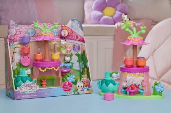 Imagine GABBYS DOLLHOUSE FAIRYLANDIA SET DE JOACA PETRECERE CU CEAI CU FIGURINE SI ACCESORII