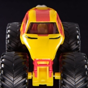 Imagine MONSTER JAM MARVEL CAMION GIGANT IRON MAN SCARA 1 LA 64