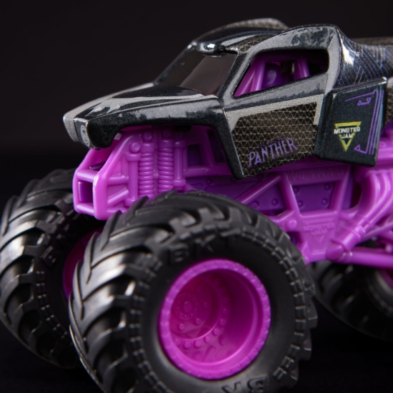 Imagine MONSTER JAM MARVEL CAMION GIGANT BLACK PANTHER SCARA 1 LA 64
