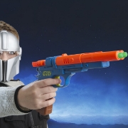Imagine STAR WARS MANDALORIANUL SI GROGU SET BLASTER SI MASCA MANDALORIANUL CU LUMINI SI SUNETE
