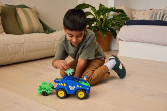 Imagine PATRULA CATELUSILOR FILMUL CU DINOZAURI SET VEHICUL DINO RC CU TELECOMANDA FIGURINA CHASE SI ACCESORII