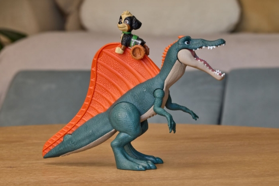 Imagine PATRULA CATELUSILOR FILMUL CU DINOZAURI SET DE JOACA DINO RISE AND ROLL CU FIGURINA