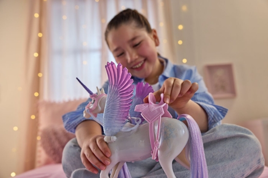 Imagine  UNICORN ACADEMY SET MAGIA PIETRELOR PRETIOASE PAPUSA LAYLA SI UNICORNUL GLACIER