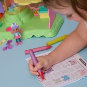 Imagine GABBYS DOLLHOUSE FAIRYLANDIA SET DE JOACA ZANA MAGICA FLUTTER CU FIGURINA GABBY INCLUSA