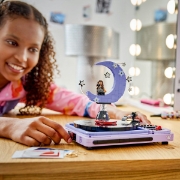 Imagine LEGO EDITIONS LUNA DIN CONCERTELE OLIVIEI RODRIGO 43029