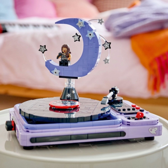 Imagine LEGO EDITIONS LUNA DIN CONCERTELE OLIVIEI RODRIGO 43029