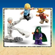 Imagine LEGO ONE PIECE INFRUNTARE CU CAPITANUL SMOKER 75642