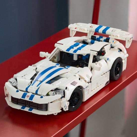 Imagine LEGO TECHNIC MASINA SPORT DODGE VIPER GTS R 42234