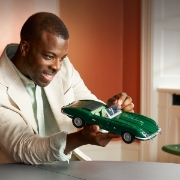 Imagine LEGO ICONS JAGUAR E TYPE 11381