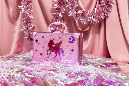 Imagine MARTINELIA GALAXY DREAMS TRUSA DE MACHIAJ IN CUTIE METALICA 