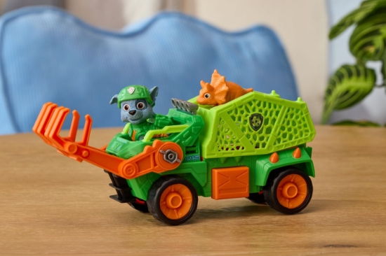 Imagine PATRULA CATELUSILOR FILMUL CU DINOZAURI SET DINO VEHICUL CAMION DE RECICLARE CU FIGURINA ROCKY SI ACCESORII 15CM