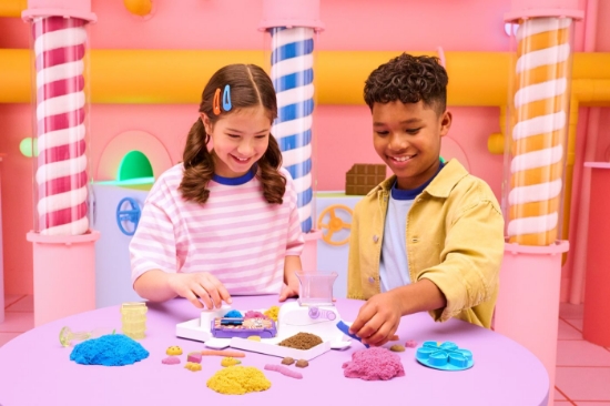Imagine Kinetic Sand set stație de dulciuri ciocolateria