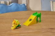 Imagine PATRULA CATELUSILOR FILMUL CU DINOZAURI SET VEHICUL CU RAMPA SI FIGURINA RUBBLE