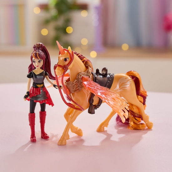 Imagine UNICORN ACADEMY SET MAGIA ARIPILOR CU PAPUSA VALENTINA SI UNICORNUL CINDER CU ACCESORII