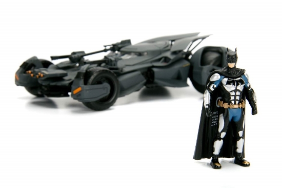 Imagine BATMAN JUSTICE LEAGUE BATMOBILE