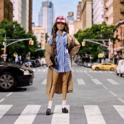 Imagine BARBIE SIGNATURE SAPTAMANA MODEI LA NEW YORK PAPUSA BARBIE 