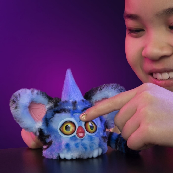 Imagine FURBY FURBLETS K POP VANATORI DE DEMONI JUCARIE INTERACTIVA DERPY TIGER