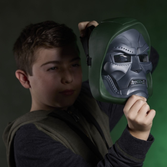 Imagine MARVEL AVENGERS DOOMSDAY MASCA POWER SURGE FX DOCTOR DOOM ELECTRONICA