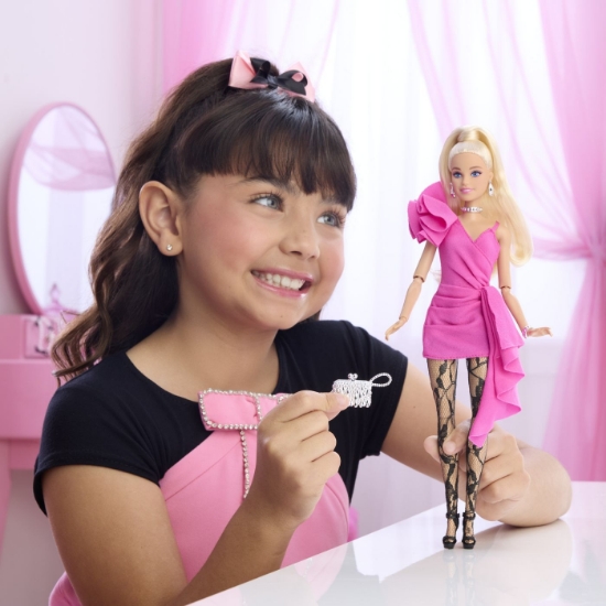 Imagine BARBIE DELUXE STYLE PAPUSA BARBIE BLONDA CU ROCHIE ROZ