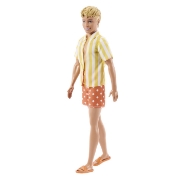 Imagine BARBIE PAPUSA BAIAT FASHIONISTAS IN CAMASA SI PANTALONI PORTOCALII
