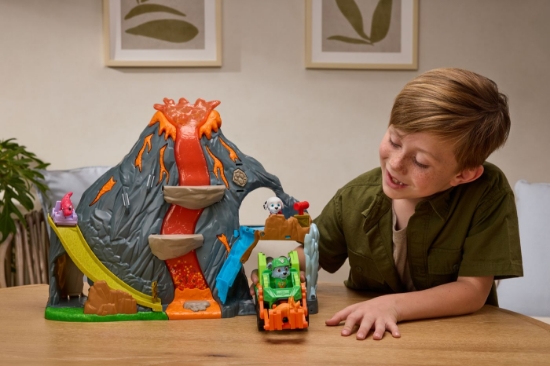 Imagine PATRULA CATELUSILOR FILMUL CU DINOZAURI SET SUPER EXPLOZIE DE LAVA 