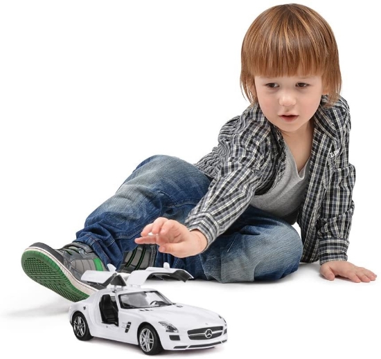 Imagine MASINA CU TELECOMANDA MERCEDES-BENZ SLS ALB SCARA 1 LA 14