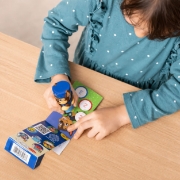 Imagine MELISSA AND DOUG STICKER WOW PATRULA CATELUSILOR MINI SET DE ACTIVITATI SI AUTOCOLANTE
