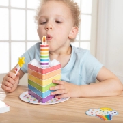 Imagine MELISSA AND DOUG SET TORT DE ZI DE NASTERE CU LUMANARI 