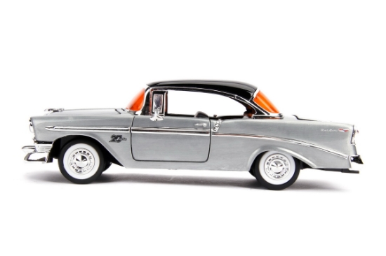 Imagine MACHETA METALICA CHEVY BEL AIR 1956 SCARA 1 LA 24
